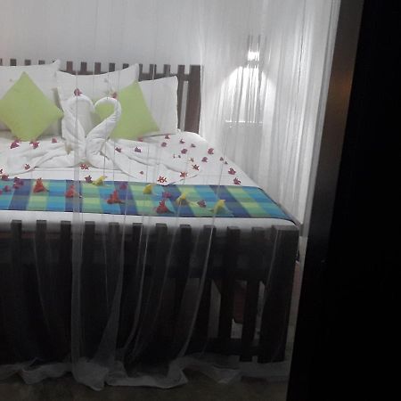 Butterfly Jewel Bed & Breakfast อูนาวาตูนา ภายนอก รูปภาพ