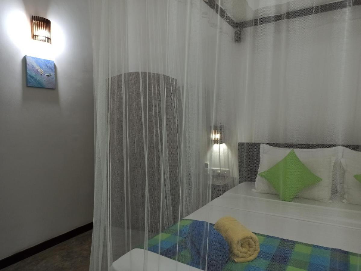 Butterfly Jewel Bed & Breakfast อูนาวาตูนา ภายนอก รูปภาพ
