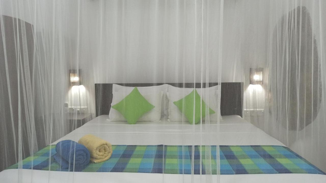 Butterfly Jewel Bed & Breakfast อูนาวาตูนา ภายนอก รูปภาพ
