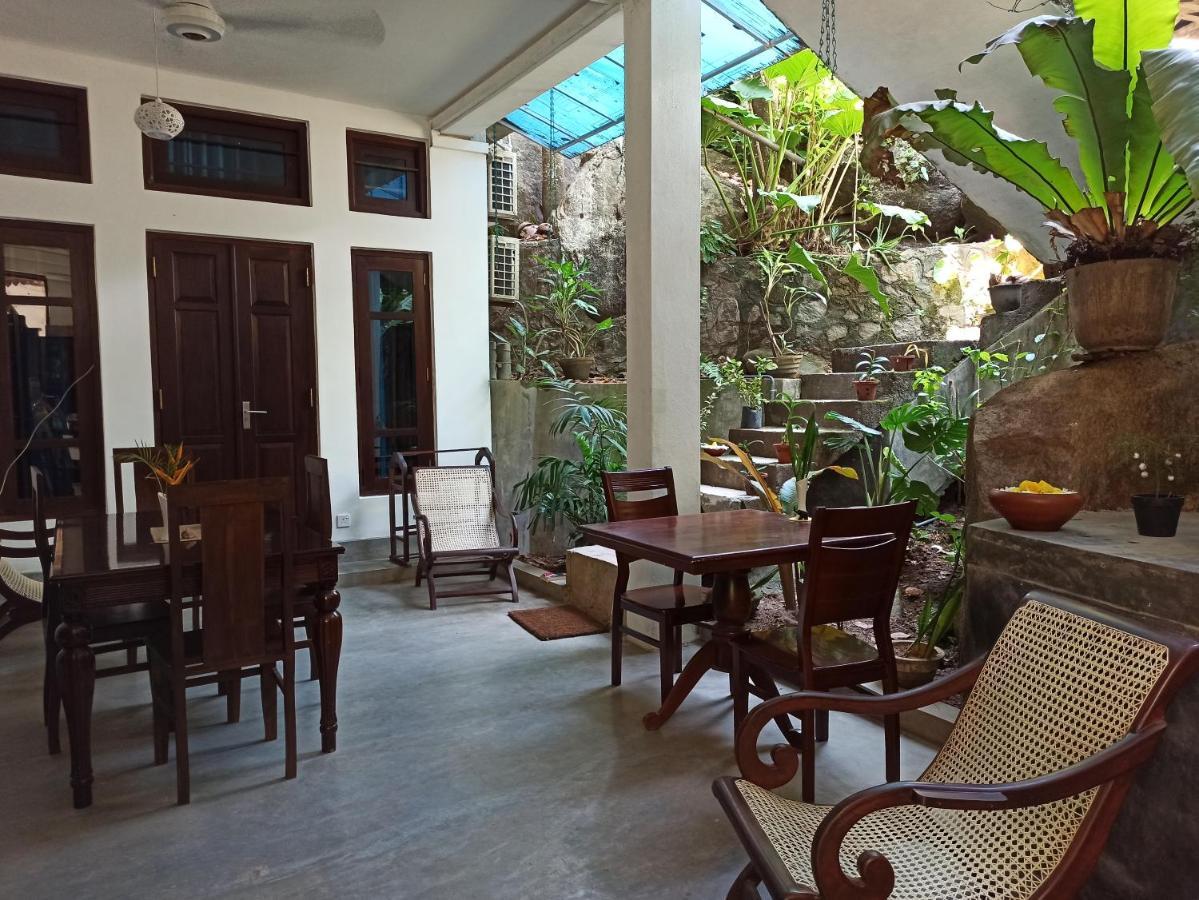 Butterfly Jewel Bed & Breakfast อูนาวาตูนา ภายนอก รูปภาพ