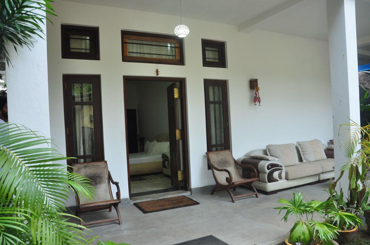 Butterfly Jewel Bed & Breakfast อูนาวาตูนา ภายนอก รูปภาพ