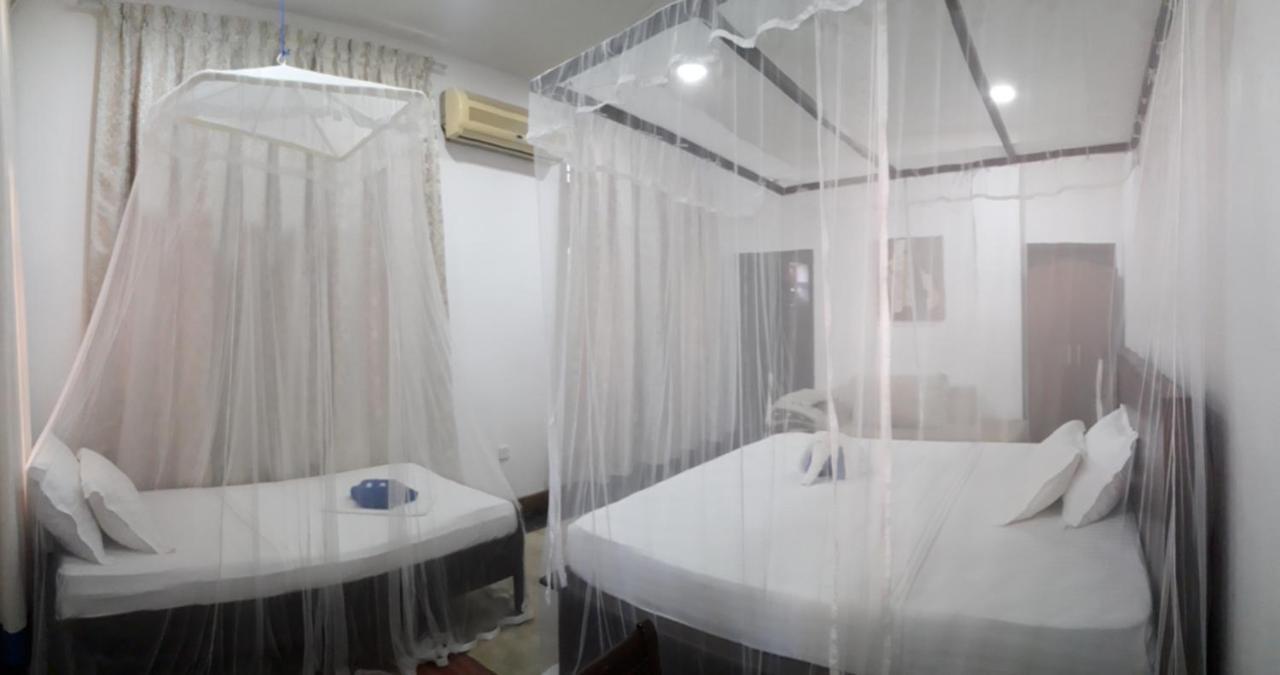 Butterfly Jewel Bed & Breakfast อูนาวาตูนา ภายนอก รูปภาพ